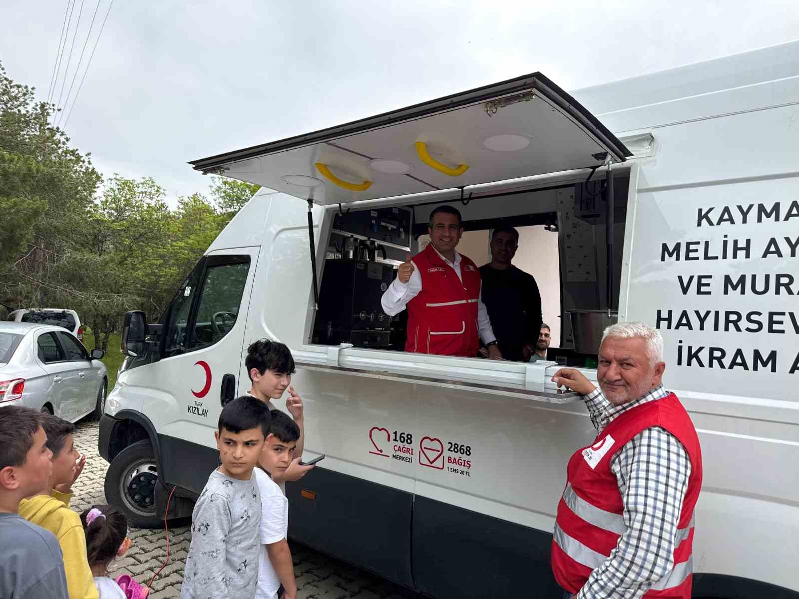 muradiye-de-cocuklar-icin-bayram-etkinligi-duzenlendi