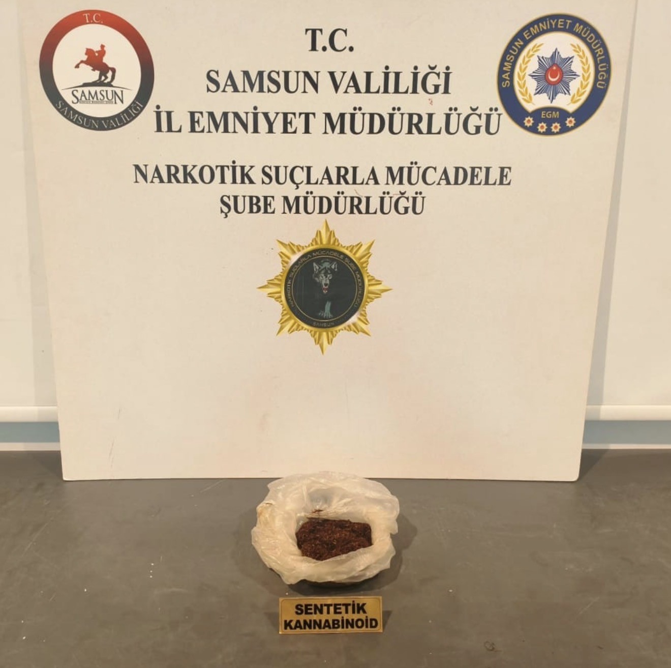 samsun-da-4-ilcede-uyusturucu-operasyonu-6-gozalti