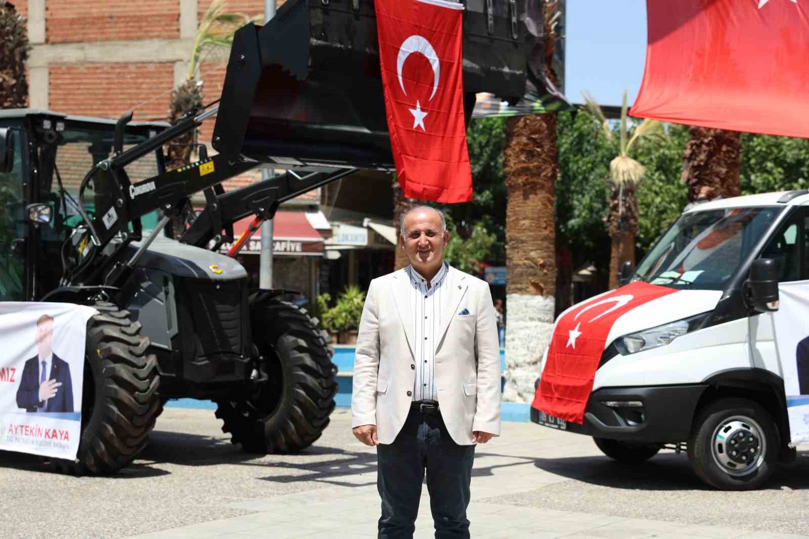 incirliova-da-yeni-araclar-tanitildi