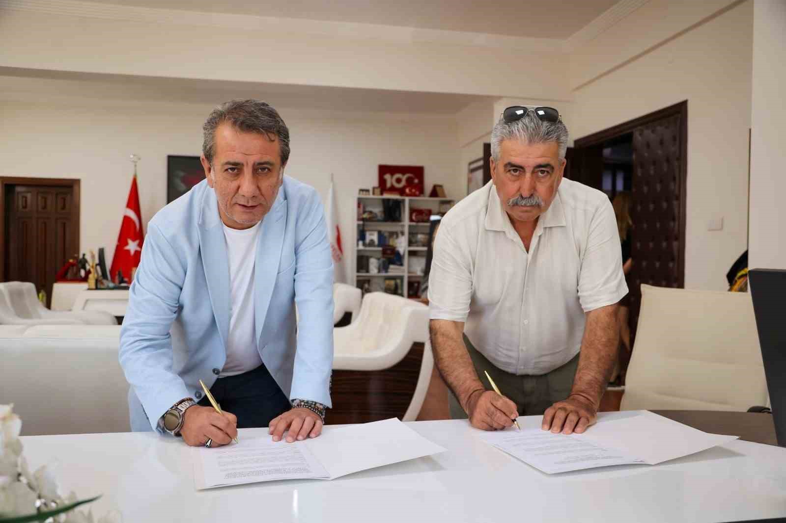 baskan-yetiskin-den-dernege-anlamli-destek
