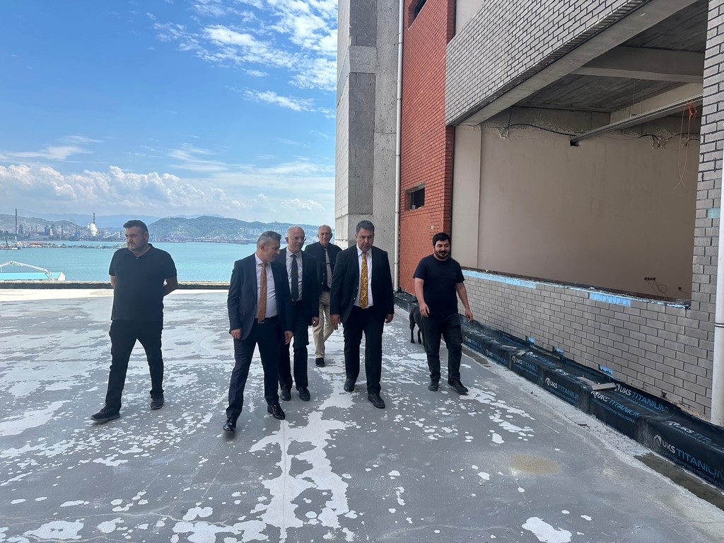 kdz-eregli-nin-gelecegine-acilan-kapi-yeni-eregli-kampusu