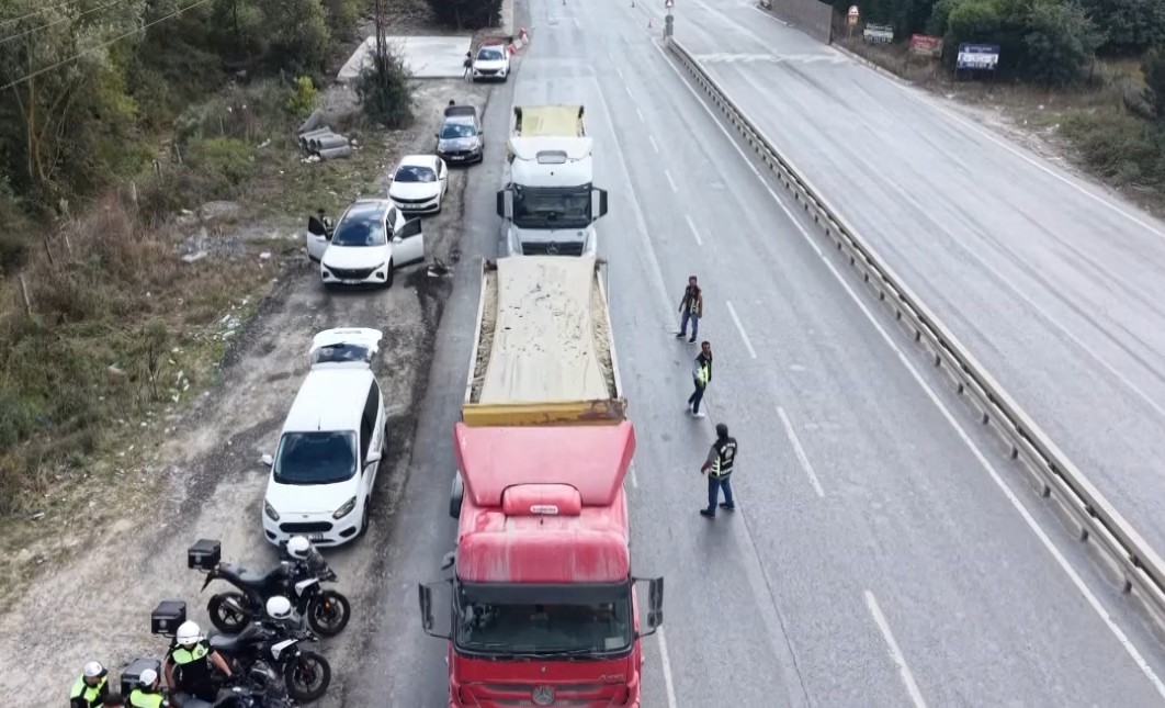 arnavutkoy-de-hafriyat-kamyonlarina-ve-beton-mikserlerine-denetim