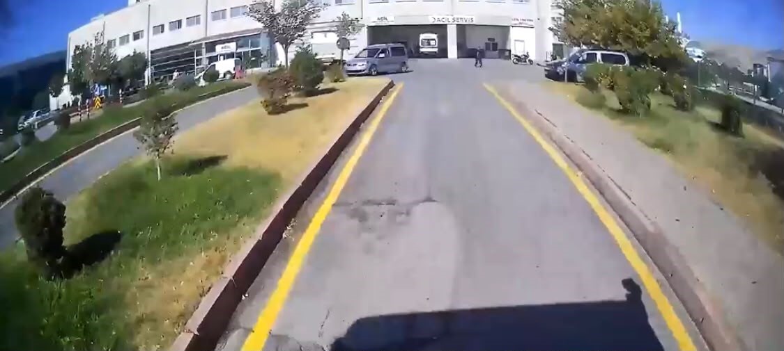 malatya-da-fenalasan-yolcuyu-otobus-soforu-hastaneye-yetistirdi
