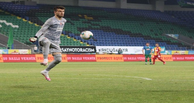 super-lig-caykur-rizespor-2-galatasaray-0-mac-sonucu
