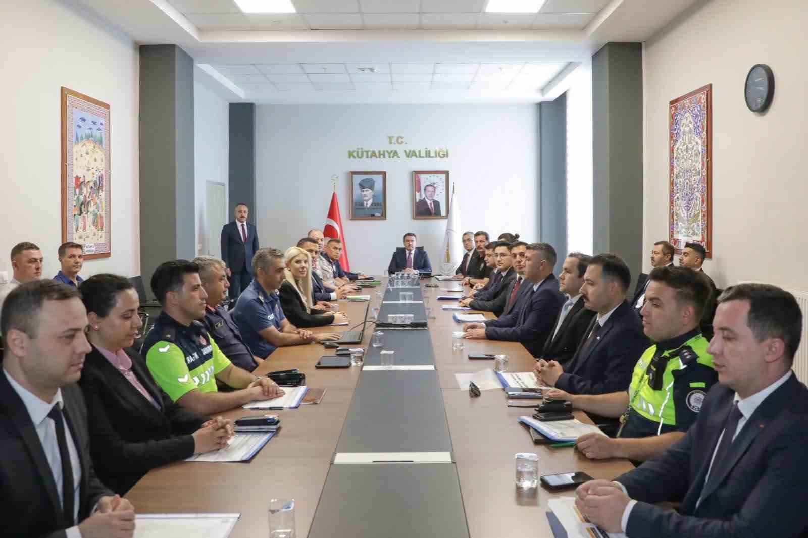 vali-musa-isin-uyusturucu-ve-kacakcilikla-mucadelemizi-taviz-vermeden-surdurecegiz