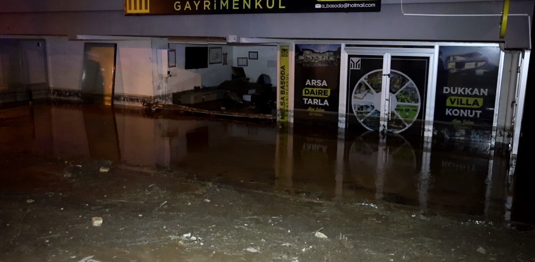 konya-da-daglik-alandan-gelen-sel-etkili-oldu