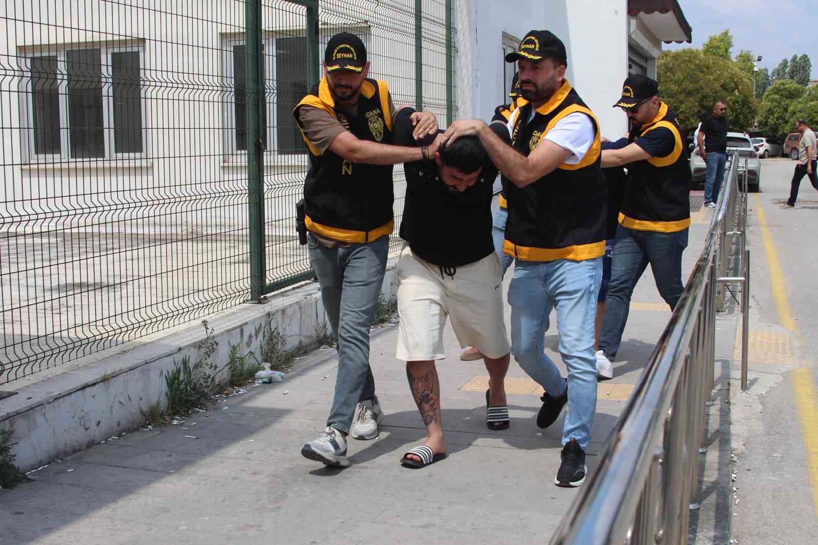 komsusunun-evine-kursun-yagdiran-supheli-500-saatlik-kamera-incelemesiyle-yakalandi