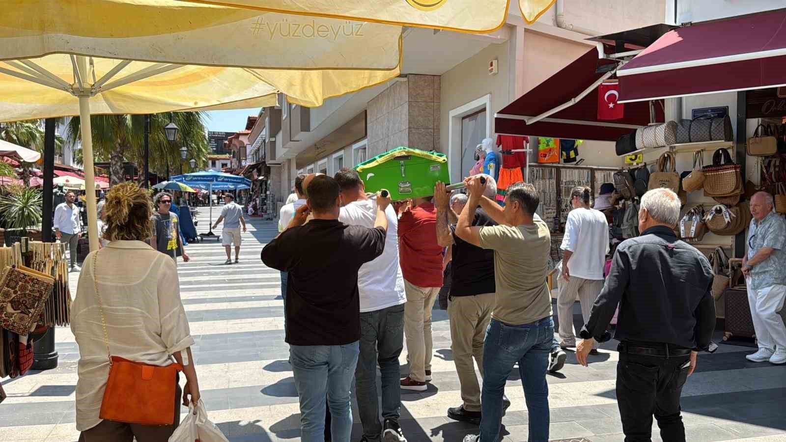 oyuncu-irtem-in-cenazesi-camiye-getirildi