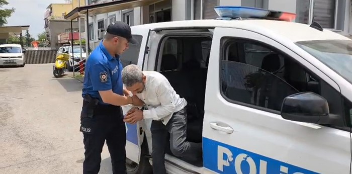 adana-da-cesitli-suclardan-aranan-5-hukumlu-yakalandi