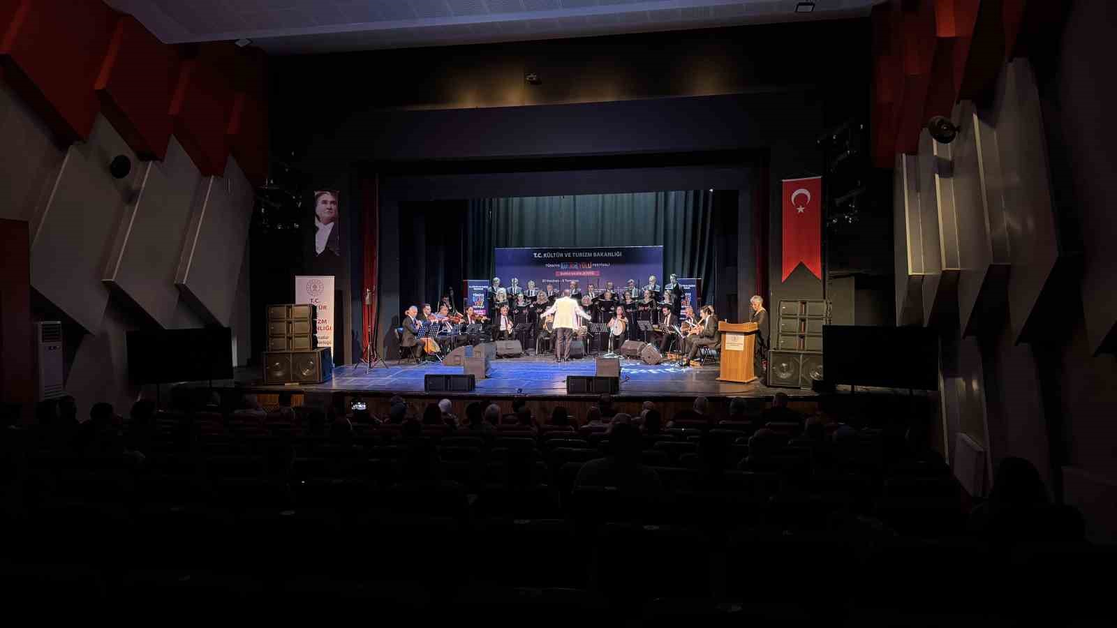 bursa-nin-fethinin-700-yilina-ozel-beste-yarismasinda-oduller-sahiplerini-buldu