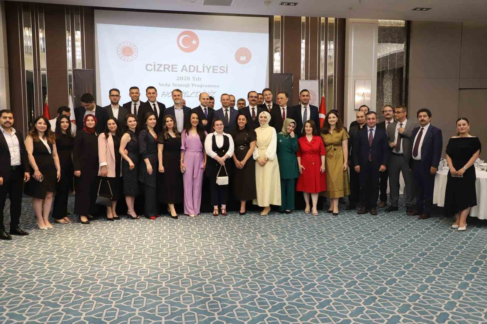 cizre-de-tayini-cikan-hakim-ve-savcilar-onuruna-veda-gecesi-duzenlendi