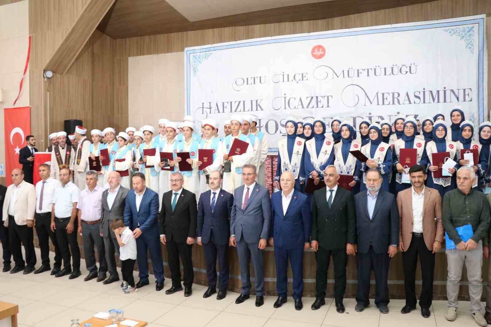 erzurum-da-54-hafiz-icazet-belgesini-aldi