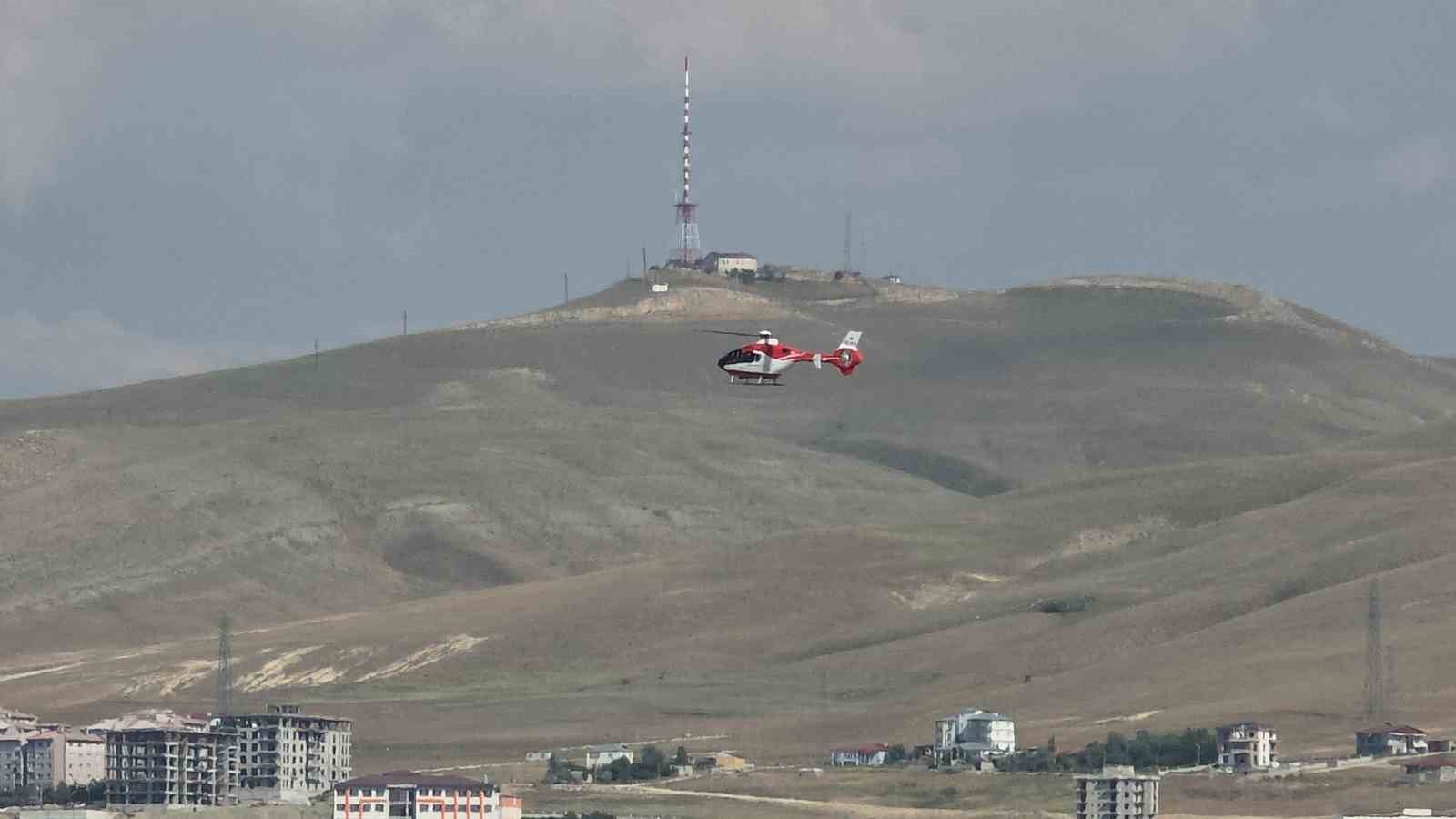 ambulans-helikopter-kalp-hastasi-icin-havalandi