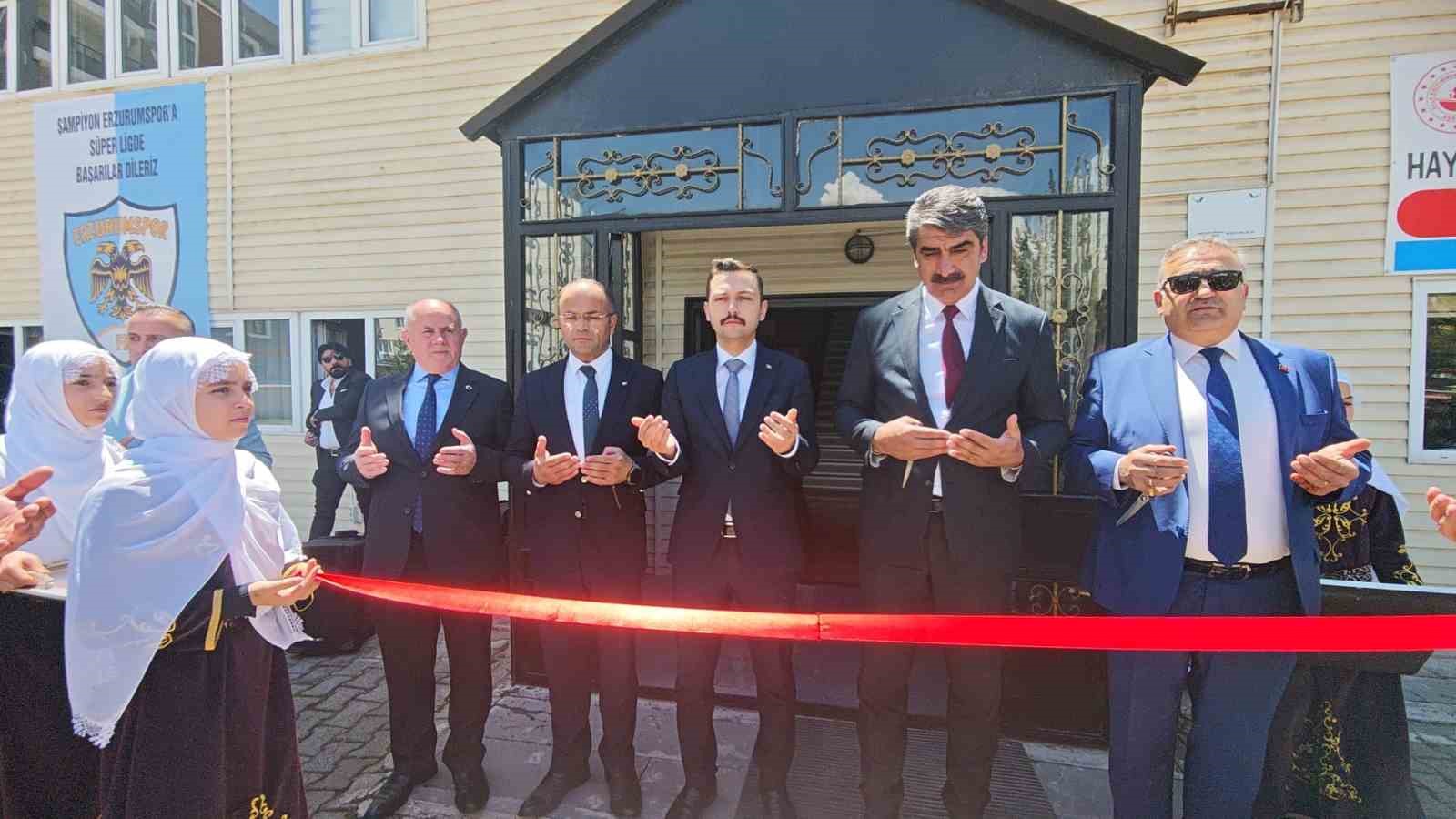 askale-de-hayat-boyu-ogrenme-haftasi-sergisi-acildi