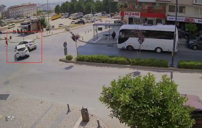 antalya-da-goz-gore-gore-gelen-kaza-kamerada