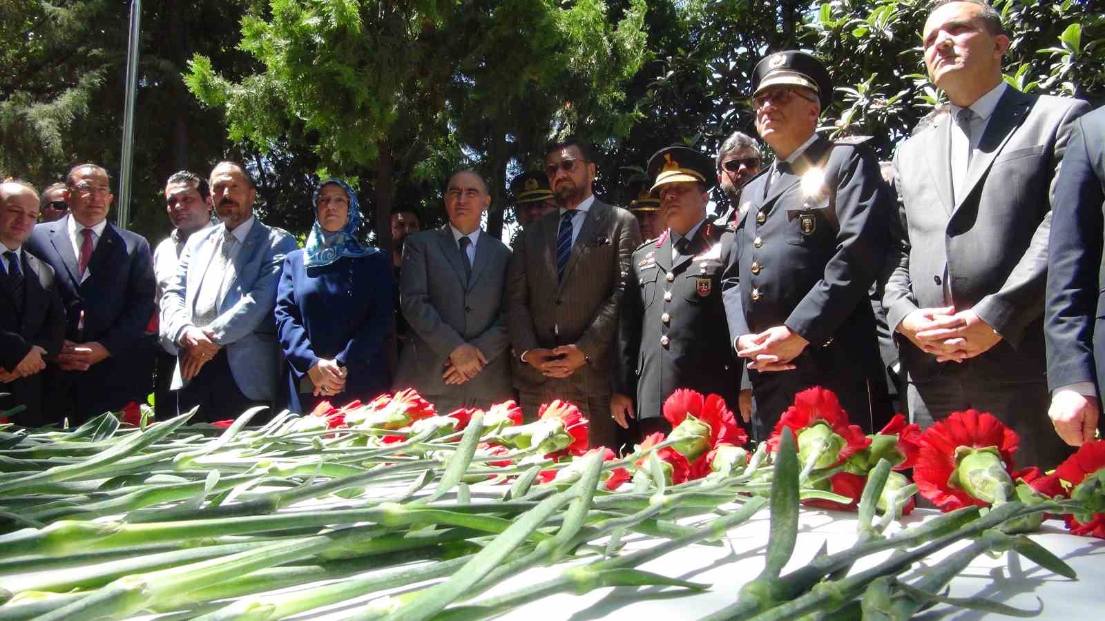 manisa-da-15-temmuz-sehitleri-dualarla-anildi
