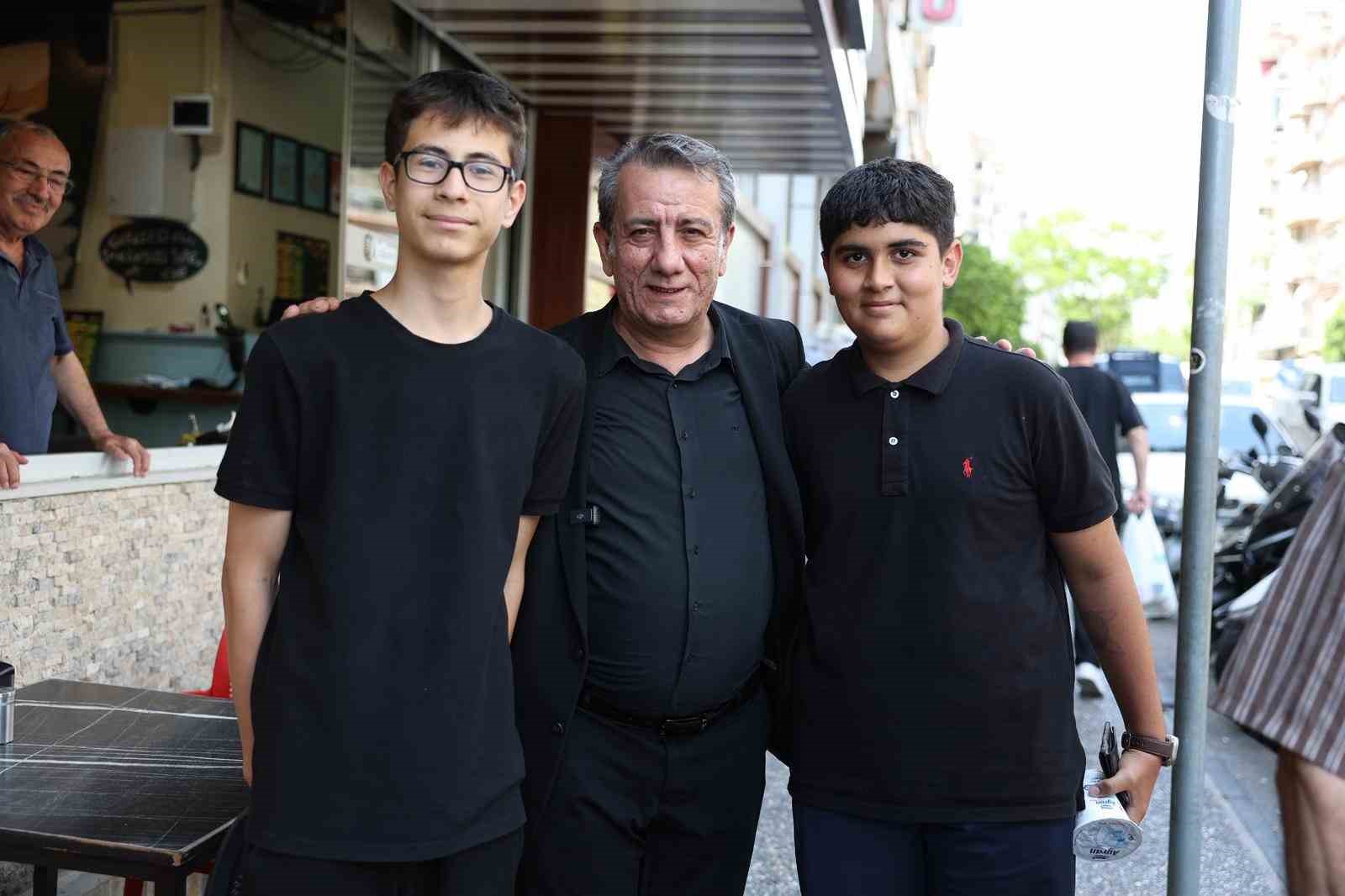baskan-yetiskin-efeler-i-birlikte-yonetiyoruz