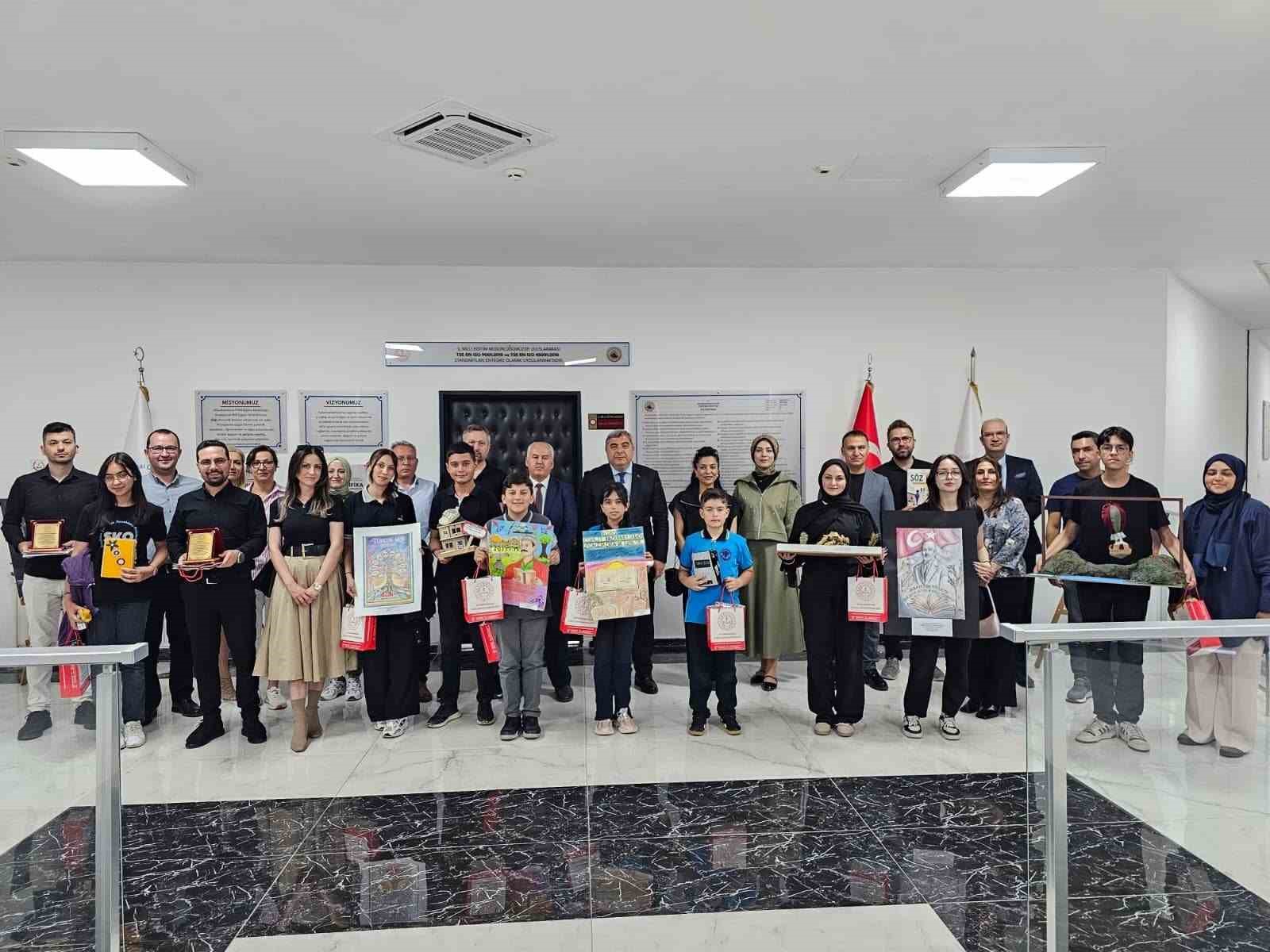 dilimizin-zenginlikleri-projesi-nde-oduller-sahiplerini-buldu