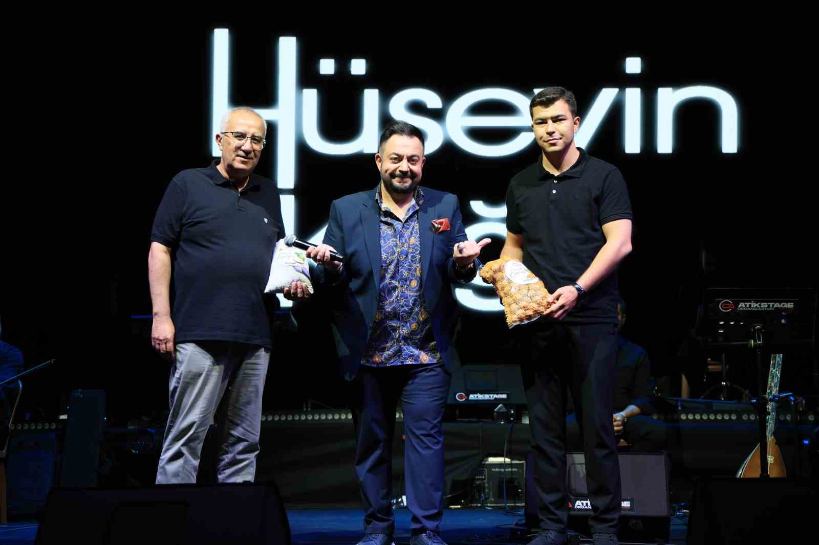 cameli-de-alabalik-yarismalari-ve-konser-coskusu-bir-arada-yasandi
