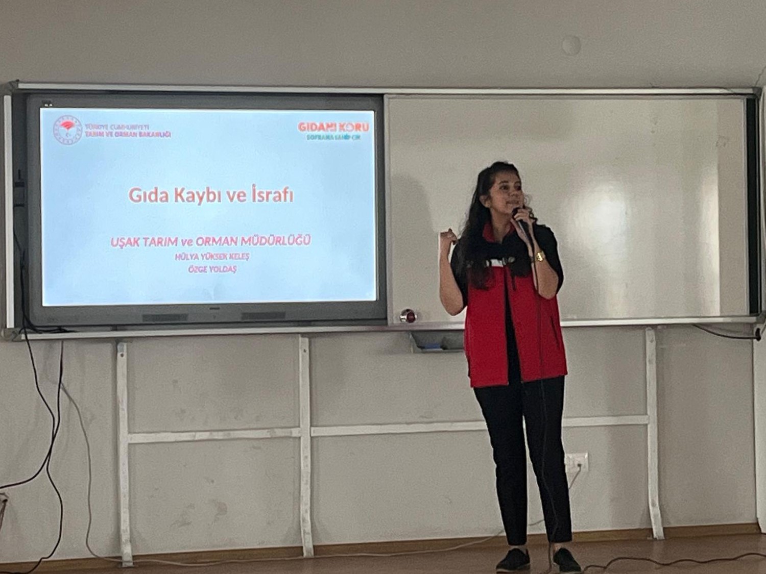 usak-ta-ogrencilere-gida-kaybi-ve-israfina-karsi-farkindalik-egitimi