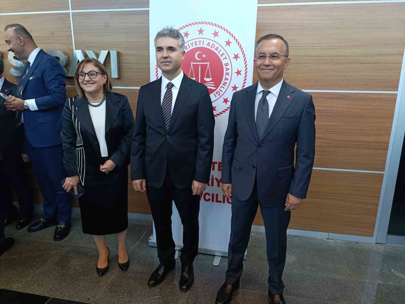 gaziantep-te-adli-yil-acilisi-dolayisiyla-toren-duzenlendi
