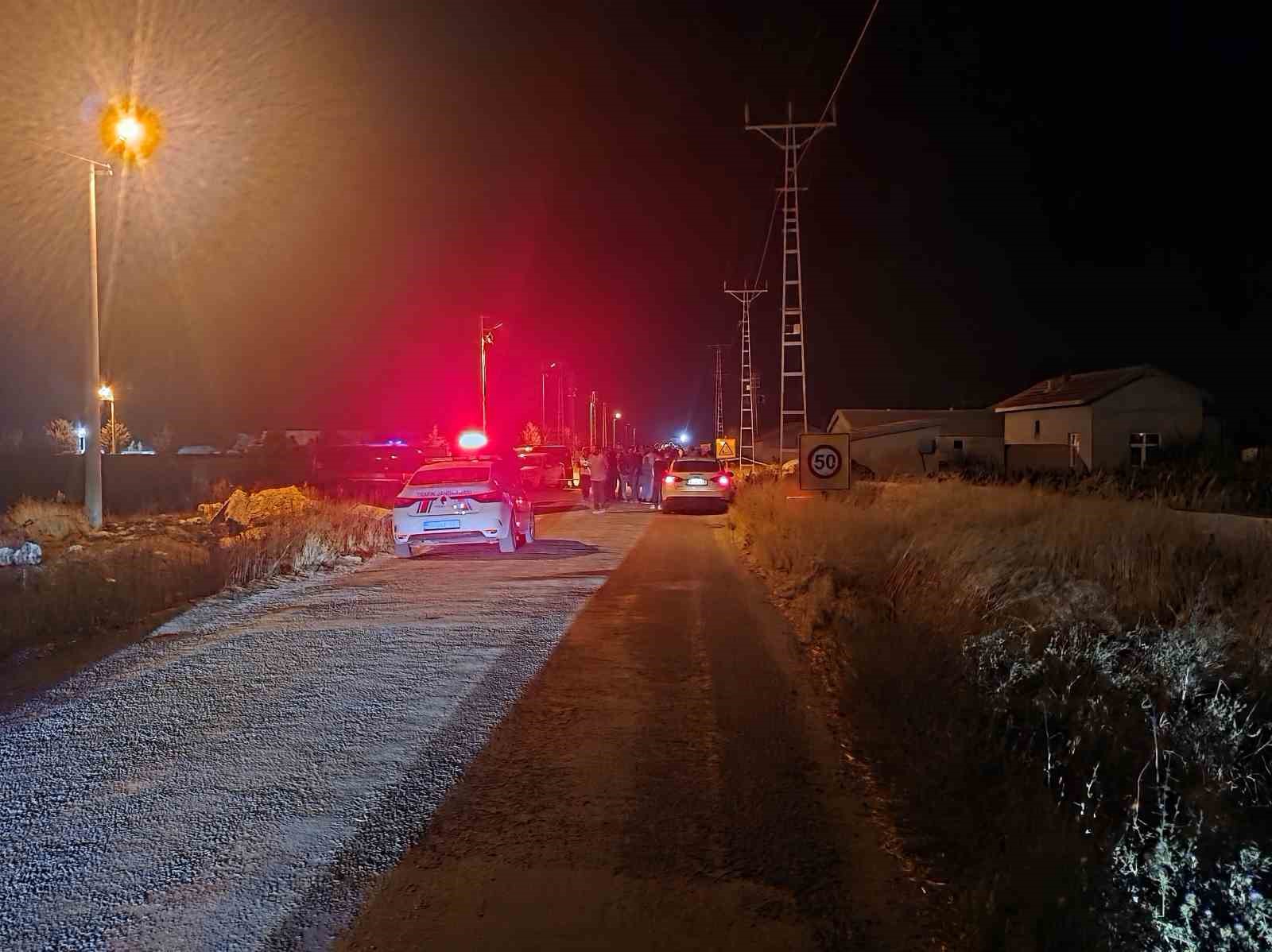 aksaray-da-komsu-kavgasinda-genc-kadin-basindan-vuruldu