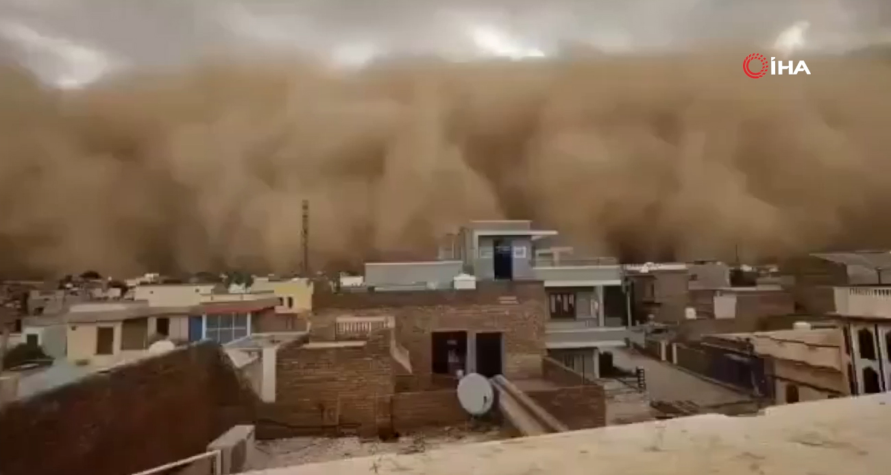 pakistan-i-toz-firtinasi-vurdu-4-olu-60-yarali