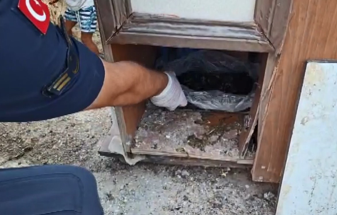 mersin-in-ilcelerinde-uyusturucu-operasyonu-26-sahsa-islem-yapildi