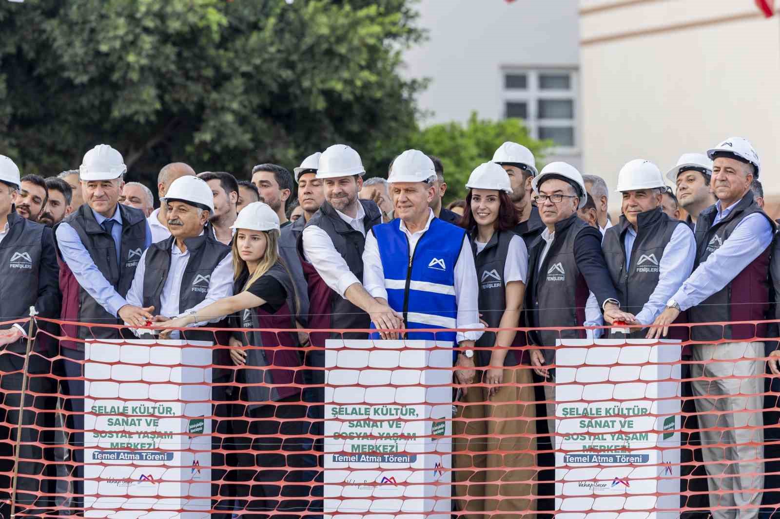 tarsus-ta-kultur-sanat-ve-sosyal-yasam-merkezinin-temeli-atildi