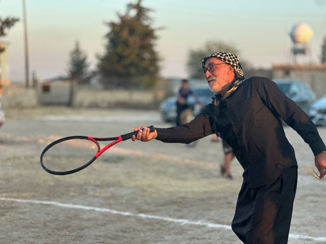 koylulerin-toprak-kortta-tenis-keyfi