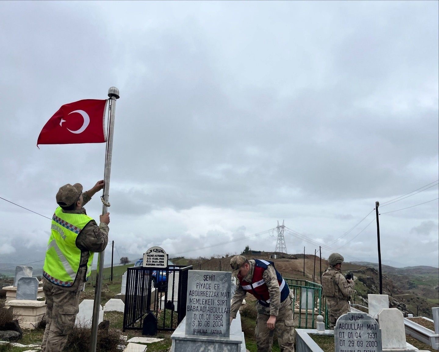 siirt-te-aile-haftasi-kapsaminda-sehit-aileleri-ve-gaziler-ziyaret-edildi