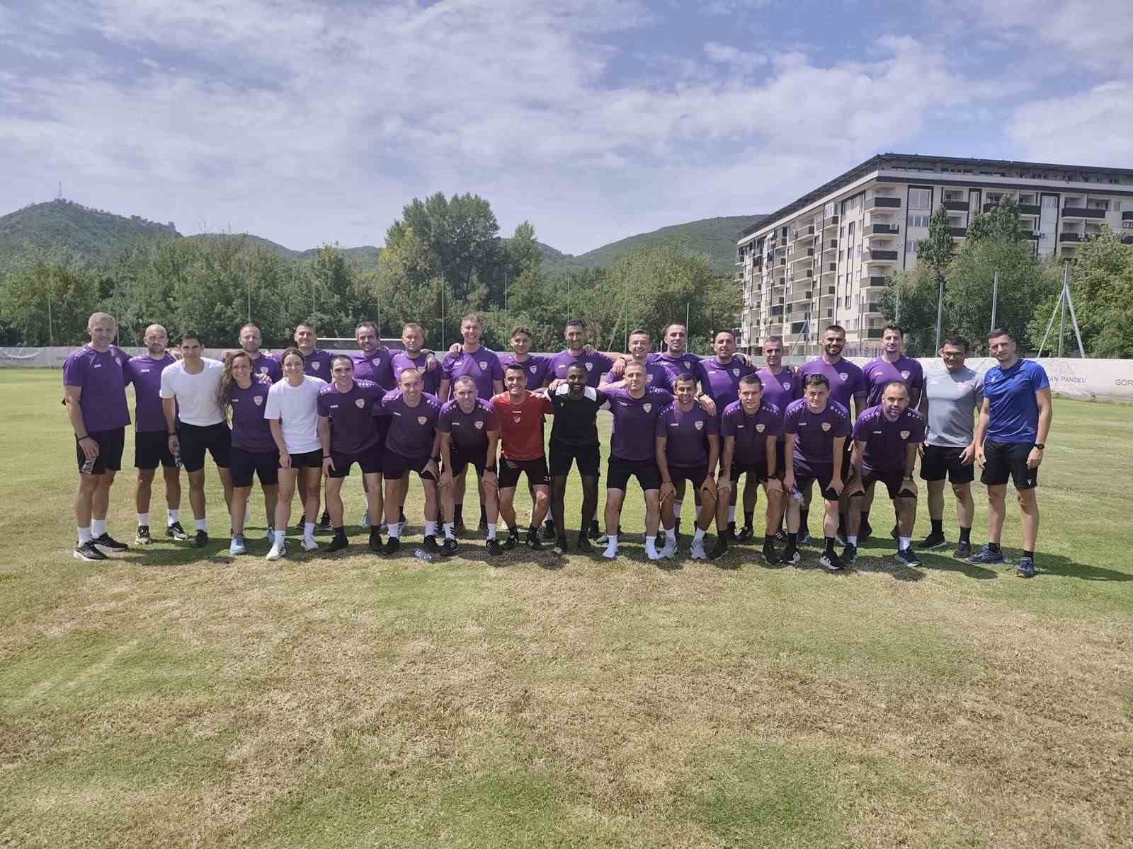 mhk-temsilcileri-kuzey-makedonya-yaz-hakem-semineri-ne-katildi