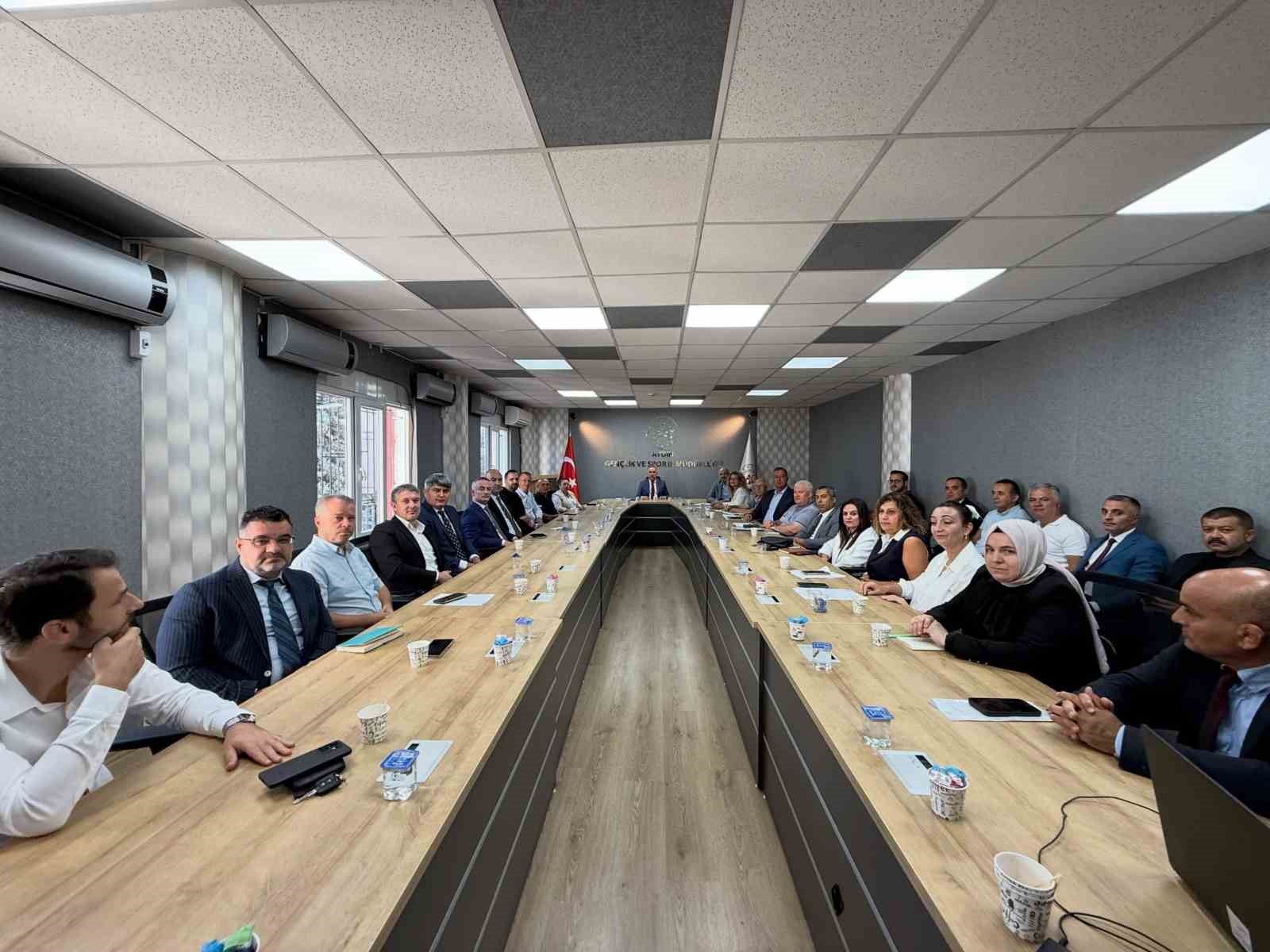 genclik-ve-spor-il-mudurlugu-nde-koordinasyon-toplantisi-gerceklestirildi