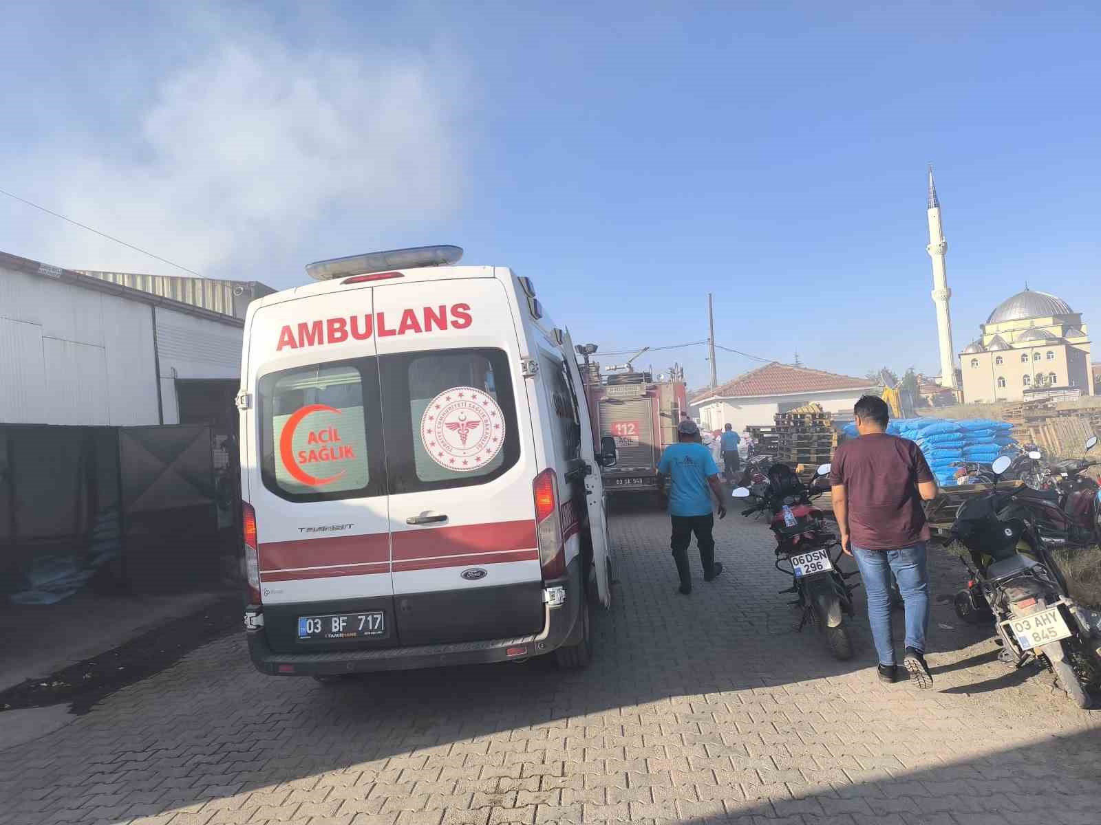 is-yerinde-tup-patlamasi-sonrasi-yangin-cikti