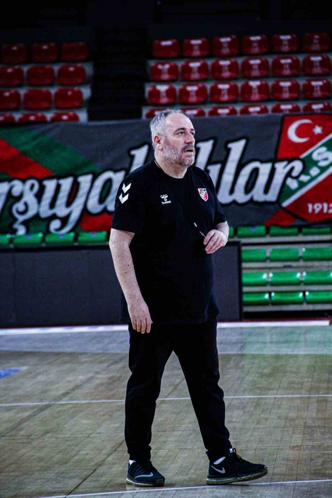 karsiyaka-basketbol-ahmet-kandemir-ile-gorusecek