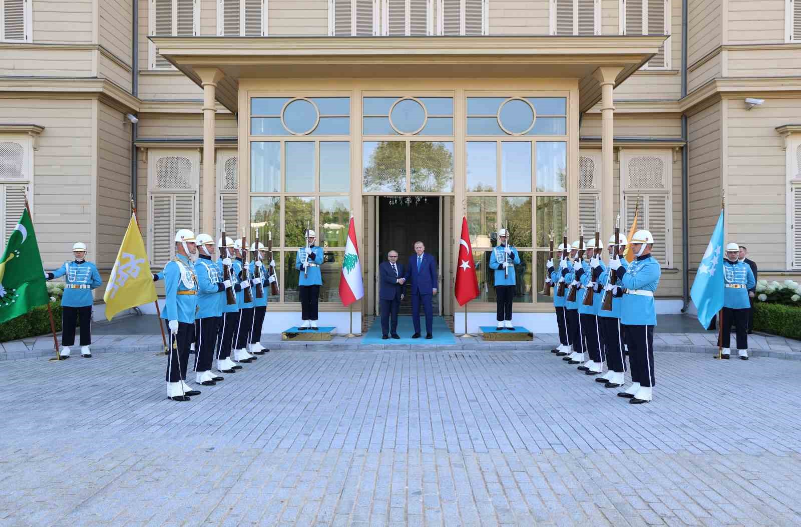 cumhurbaskani-erdogan-lubnan-basbakani-selam-i-kabul-etti