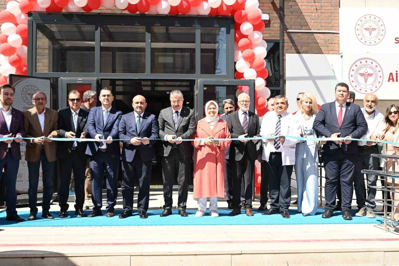 eskisehir-in-yeni-saglik-yerleskesi-vali-yilmaz-in-katilimiyla-acildi