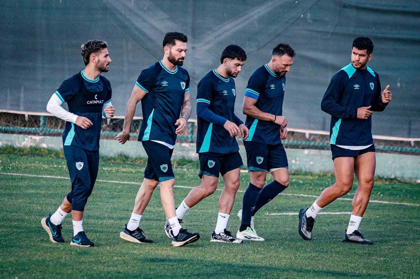 erzurumspor-fk-da-5-gunluk-izin-sona-erdi