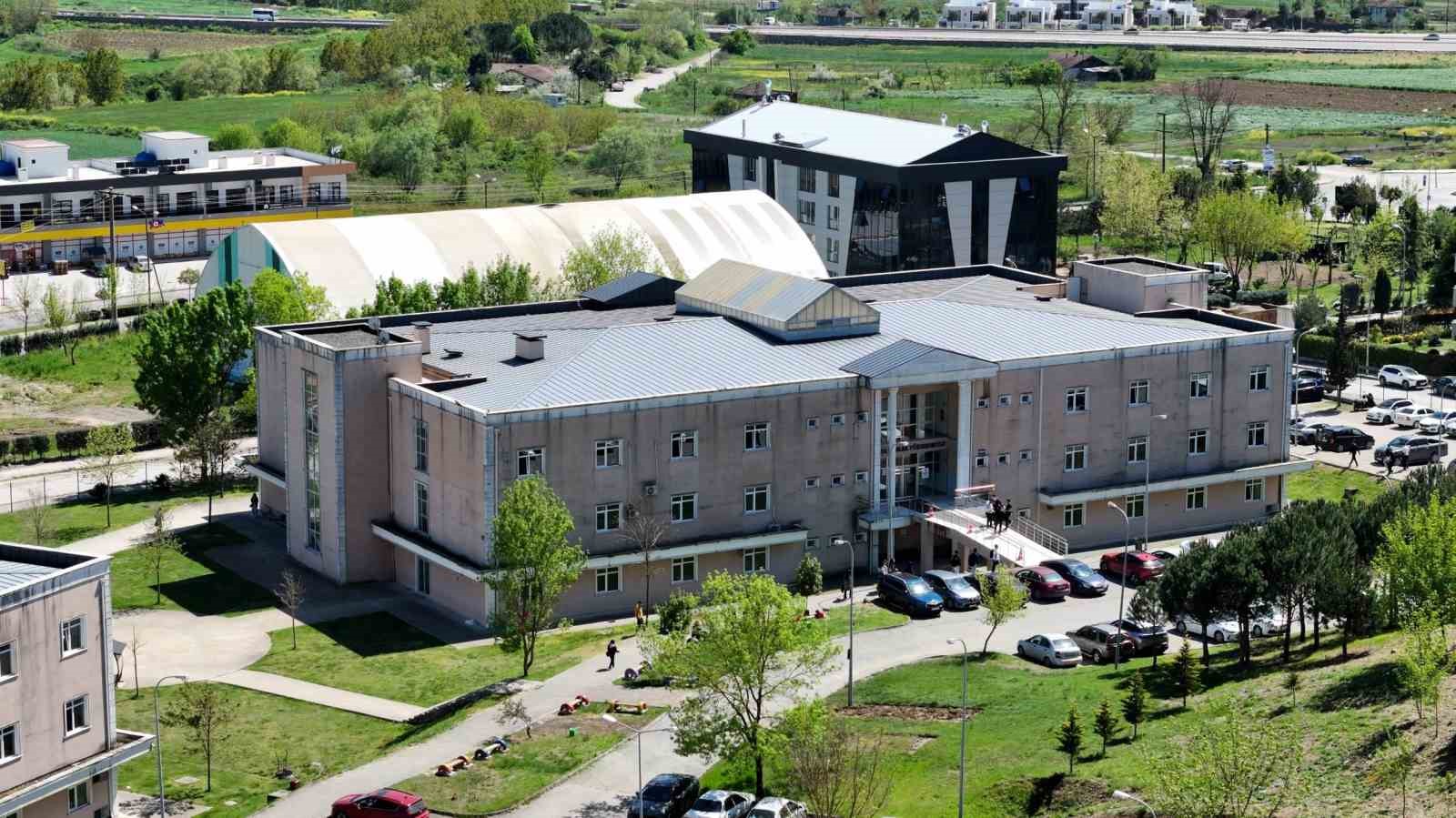 sakarya-myo-nun-50-yillik-ogretim-seruveni