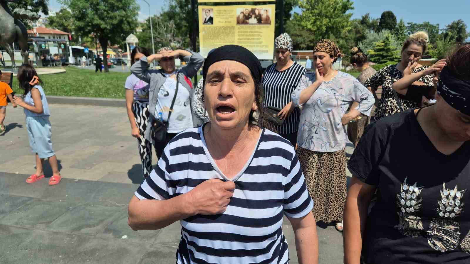tekirdag-da-bicakli-kavgada-olen-cocuk-topraga-verildi