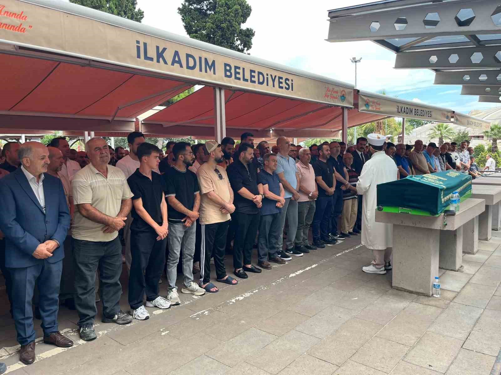samsun-un-caydanlikci-zeki-si-son-yolculuguna-ugurlandi