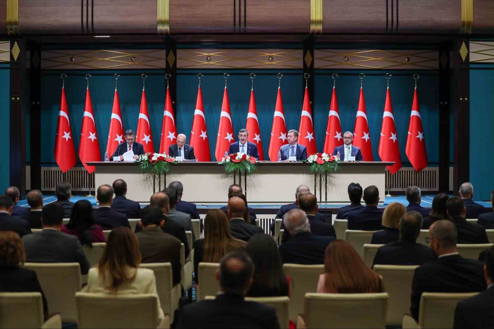 bakan-simsek-kamuda-tasarrufun-butce-icindeki-payi-6-bakanligin-butcesinden-daha-buyuk
