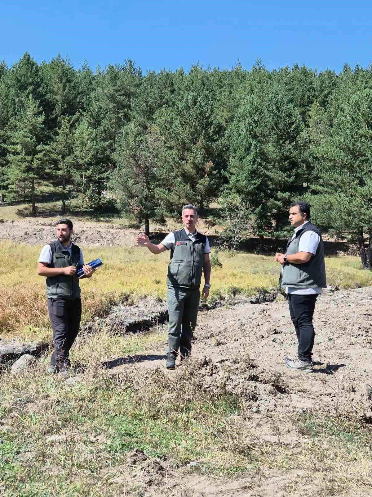 sarikamis-sehitleri-orman-parki-nda-yeni-donem-dogayla-ic-ice-yesil-alan-etkinlik-alani-icin-calismalar-degerlendirildi
