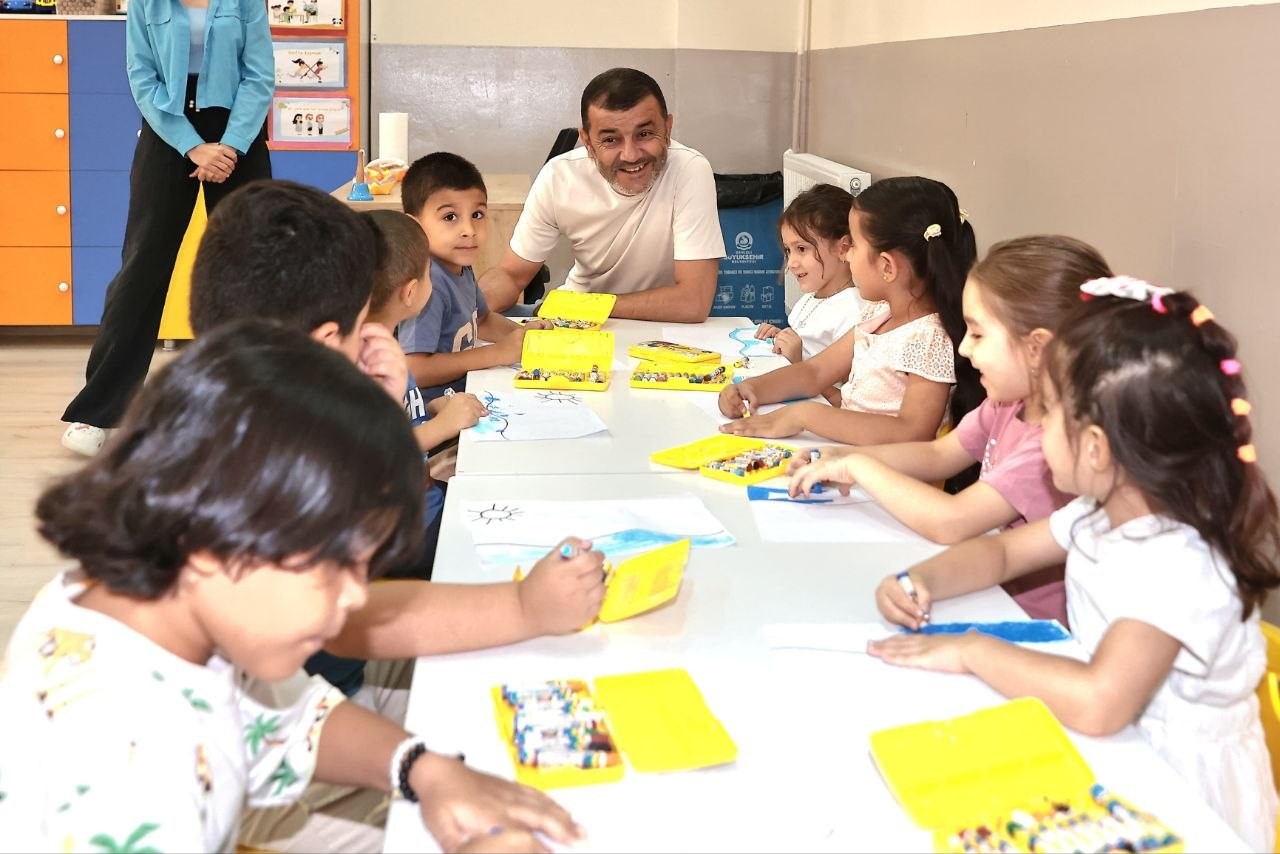 baskan-cavusoglu-aktepe-deki-sosyal-tesisleri-inceledi