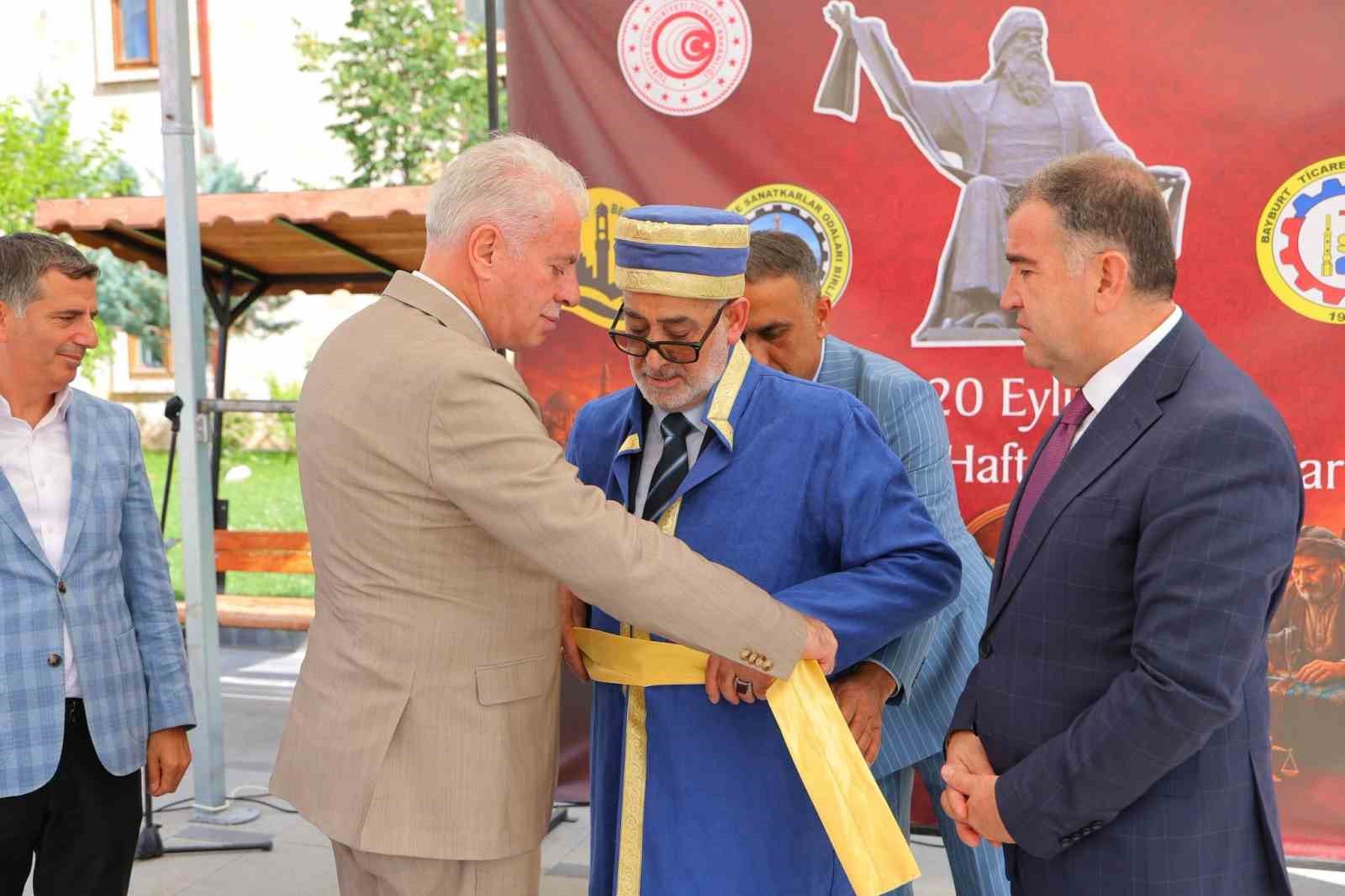 bayburt-ta-yilin-ahisi-metin-ozyurt-secildi