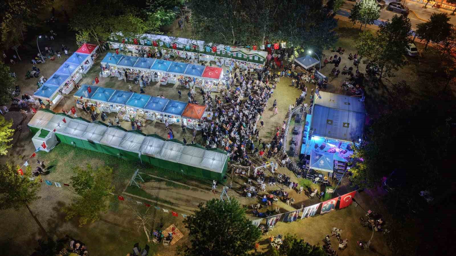 kadin-eli-degdi-basiskele-de-emek-festivale-donustu