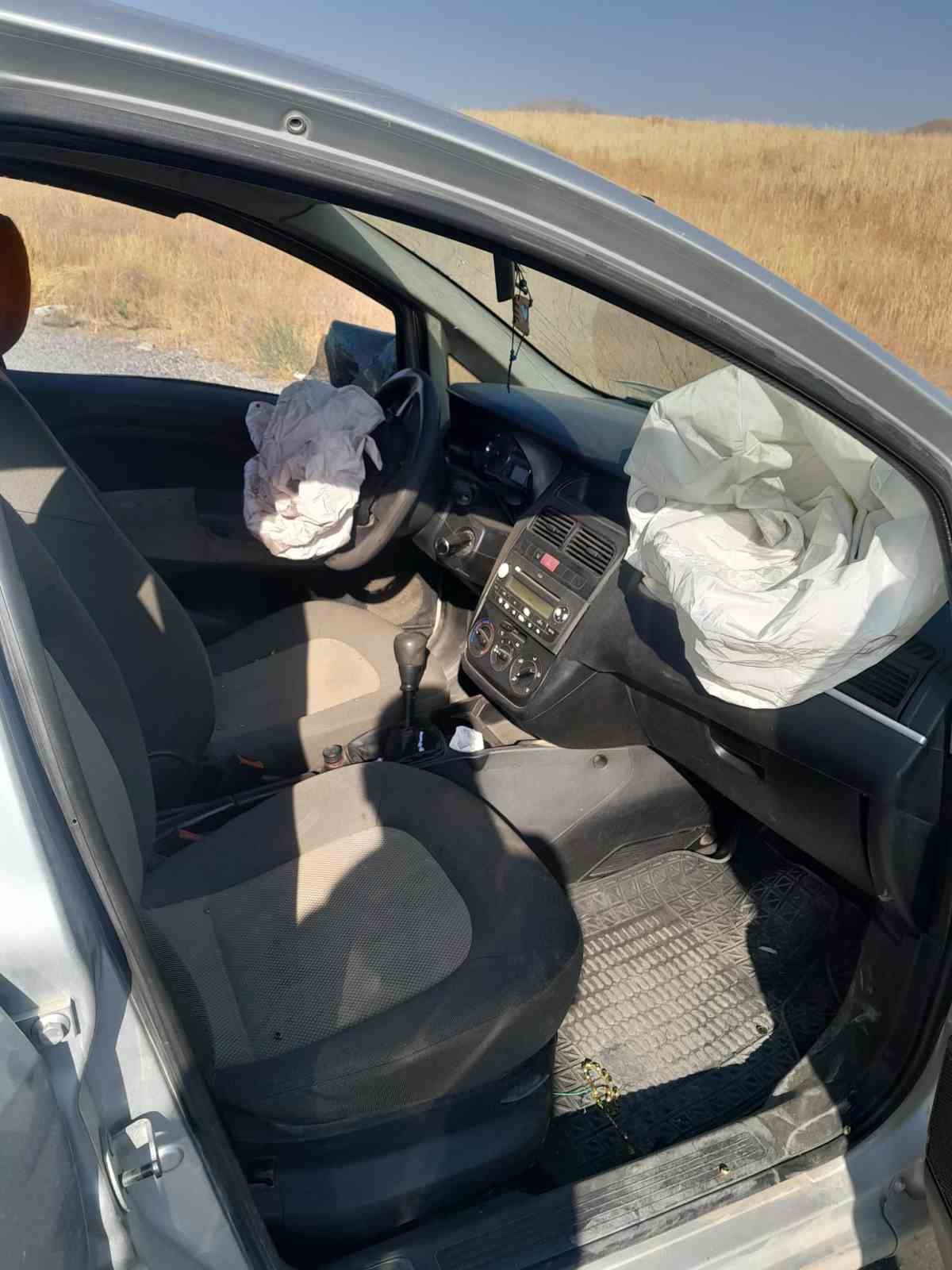 van-da-trafik-kazasi-7-kisi-yaralandi