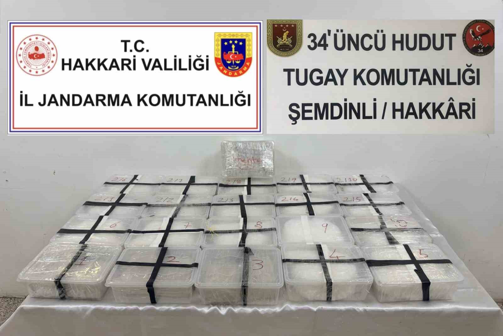 hakkari-de-2-cuval-uyusturucu-ele-gecirildi