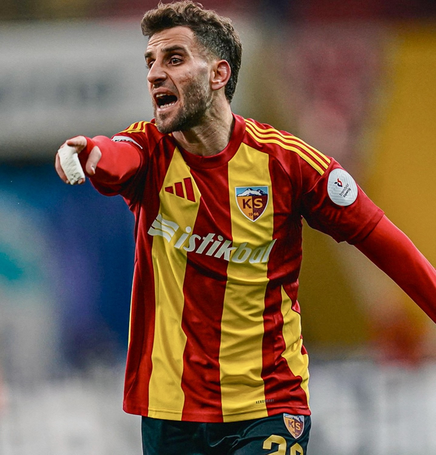 kayserispor-da-an-cok-kart-goren-ramazan-civelek-oldu