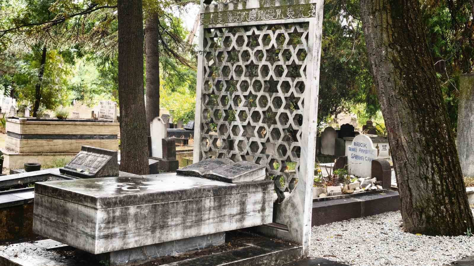 eski-icisleri-bakani-gedik-in-mezari-istanbul-a-tasinacak